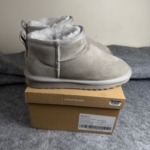 Quince Women Australian Shearling Mini Boot Light Gray Shoes 6